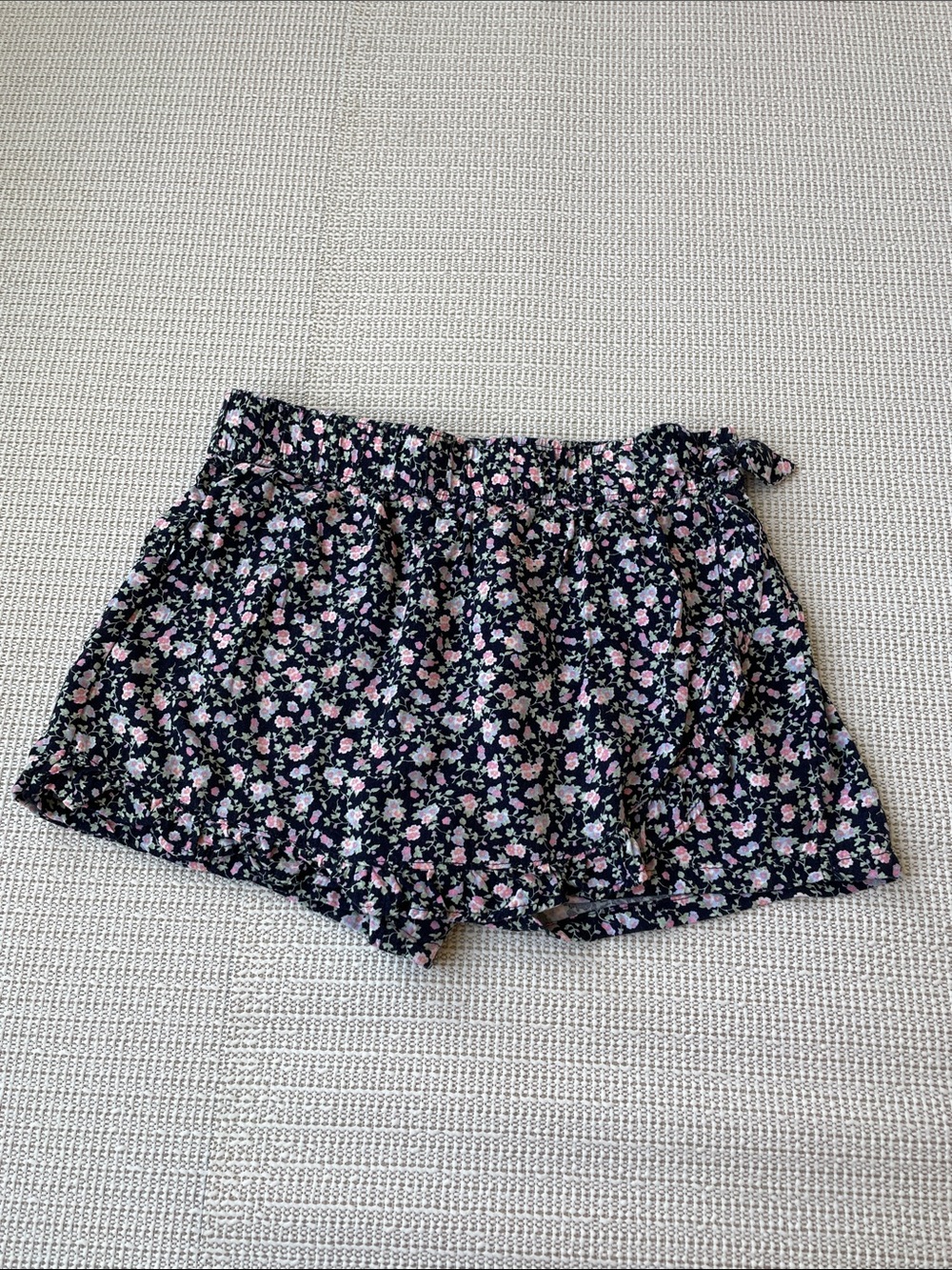 Nanette Lepore Girl’s Floral Skort- Black with Pink & White Flowers.-Sz 12